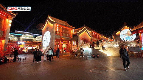 春光正好丨乘游船、看喷泉、穿汉服…吉林市“水陆联动”夜游新体验 春光正好丨乘游船、看喷泉、穿汉服…吉林市“水陆联动”夜游新体验