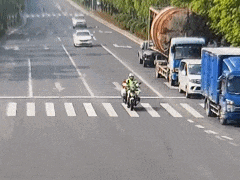 你们“咆哮”的样子，真帅！