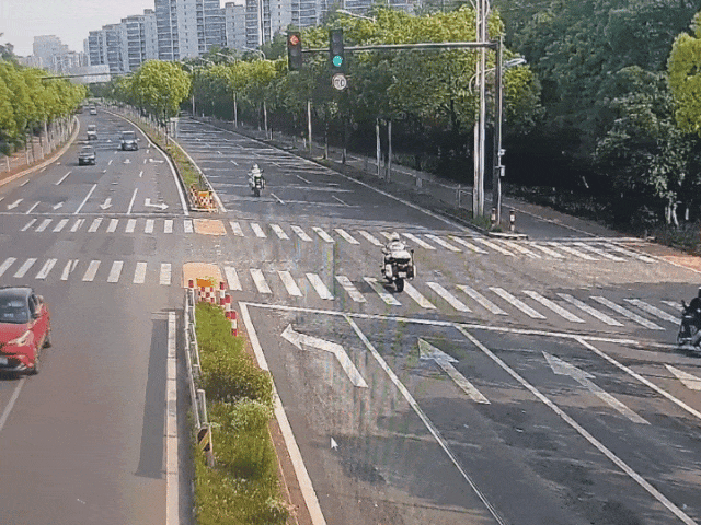 你们“咆哮”的样子，真帅！