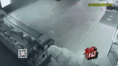 名酒专卖店遭窃,却只偷走了16个冰激凌?顺藤摸瓜,上海警方破获系列盗窃案 名酒专卖店遭窃,却只偷走了16个冰激凌?顺藤摸瓜,上海警方破获系列盗窃案