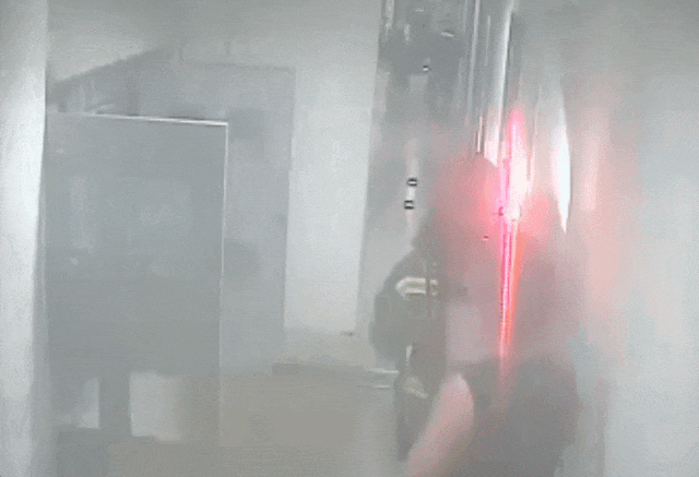 女子出门前点上的4个小东西,让整层楼陷入恐慌! 女子出门前点上的4个小东西,让整层楼陷入恐慌!