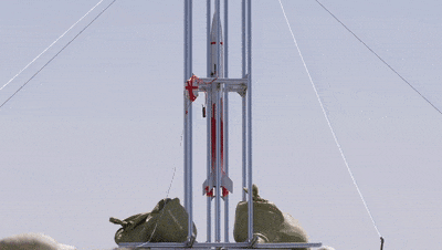 全国首枚!高二学生成火箭总师,“手搓”火箭成功发射 全国首枚!高二学生成火箭总师,“手搓”火箭成功发射