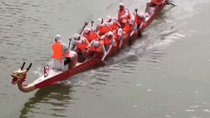 这里的旱地“龙舟”赛火了,没水怎么划? 这里的旱地“龙舟”赛火了,没水怎么划?