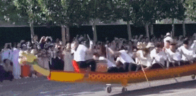 这里的旱地“龙舟”赛火了,没水怎么划? 这里的旱地“龙舟”赛火了,没水怎么划?