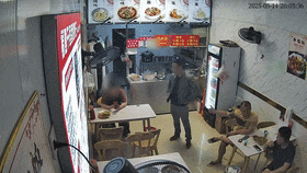 民警吃馄饨识破骗局，为小店挽回30余万元