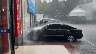 福州暴雨！台风“蝴蝶”即将登陆