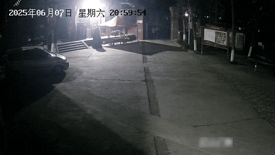 把功德箱当“提款箱”,男子两次“提款”未成反被抓 把功德箱当“提款箱”,男子两次“提款”未成反被抓