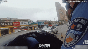 @各位家长 夏日封闭车内高温危险 千万别做“忘崽”家长