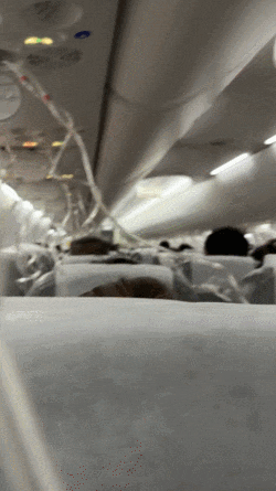 上海飞日本一波音738客机急速下降7000米,氧气面罩掉落…… 上海飞日本一波音738客机急速下降7000米,氧气面罩掉落……