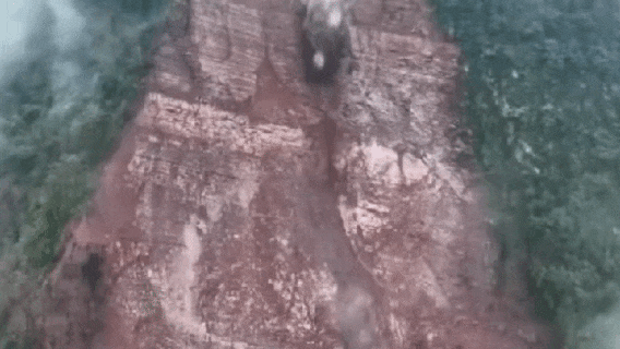 突遇山洪、山体滑坡怎么办?这些要点要记住! 突遇山洪、山体滑坡怎么办?这些要点要记住!