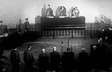 日本战犯，在新中国法庭下跪认罪！