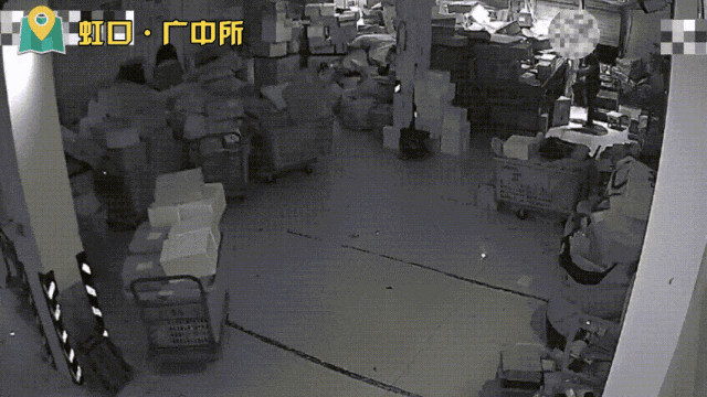 抓住漏洞, 果断出手! 男子深夜多次现身上海此地…真刑！