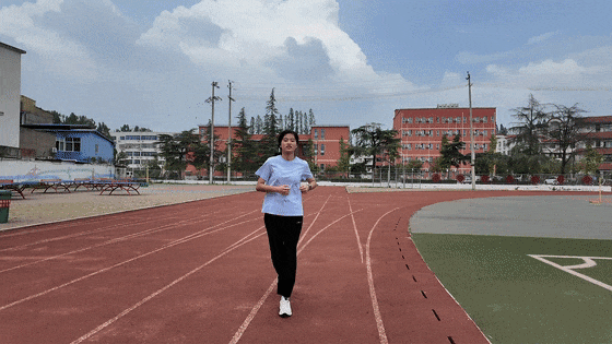 考全国第一的姑娘,刷屏全网! 考全国第一的姑娘,刷屏全网!