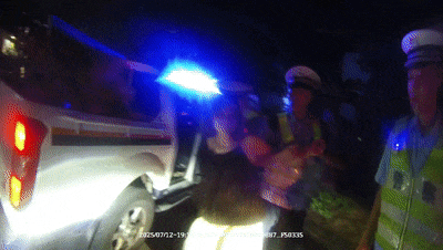 女子醉驾被查！现场疯狂喝水......