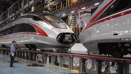 坐“加长版”高铁,认准标志少跑路! 坐“加长版”高铁,认准标志少跑路!