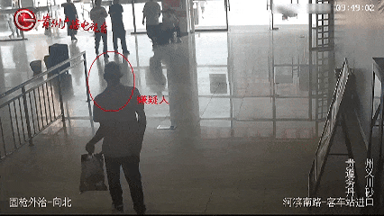 现实版“掩耳盗铃”？男子入室盗窃发现监控，接下来的举动让人意想不到
