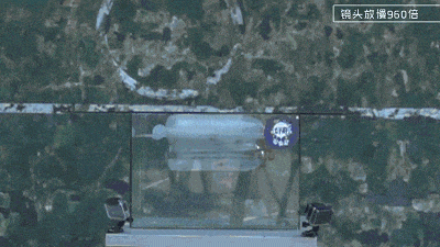 网购冰淇淋后，14岁少年手指差点被炸断