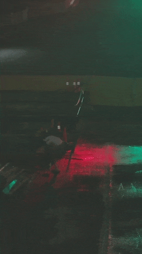 一夜,一人一车偷走上百斤建筑材料! 一夜,一人一车偷走上百斤建筑材料!