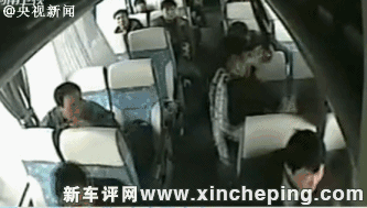 车祸瞬间,“救命带”保命! 车祸瞬间,“救命带”保命!