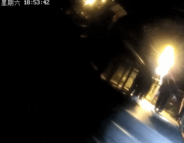 杭州女子刚登顶网红景点，眼睛突然“瞎了”…这类人尤其当心