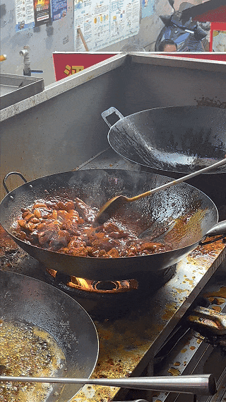 “每一只鸡都有它的使命”,贵州人到底有多爱吃鸡? “每一只鸡都有它的使命”,贵州人到底有多爱吃鸡?