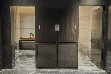 “我只想上个厕所,别考我了行不行!” “我只想上个厕所,别考我了行不行!”