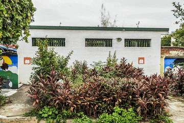 “我只想上个厕所，别让我做题了行不行！”