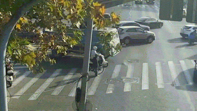 硬核“保命装备”！姑娘一个习惯救下自己