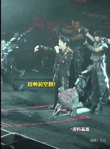 冲上热搜 ！“马斯克点赞王力宏伴舞机器人”