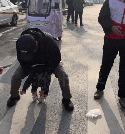 150秒！他们从死神手中抢回孩子！