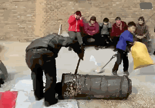 为什么小时候崩的爆米花，和影院里的爆米花长得不一样？