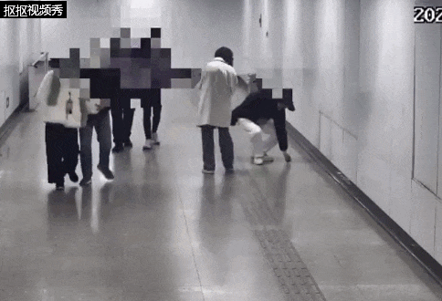 事发上海地铁！男子弄丢5万元婚戒，找到时戴在别人手上摘不下来...