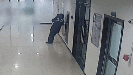 天津女民警清晨晕倒在单位！醒来第一句让人破防……