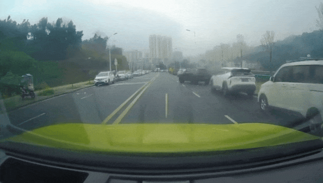 违规开车！棋牌室抽烟！两名女演员道歉：做出了不良示范，深刻反思！