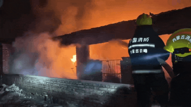 “窜天猴”一响，爸妈瞬间失去两间房！