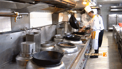 解锁年夜饭新吃法!昆明酒店推外送套餐,硬菜吃到爽 解锁年夜饭新吃法!昆明酒店推外送套餐,硬菜吃到爽