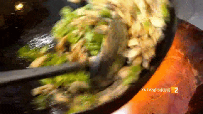 解锁年夜饭新吃法!昆明酒店推外送套餐,硬菜吃到爽 解锁年夜饭新吃法!昆明酒店推外送套餐,硬菜吃到爽