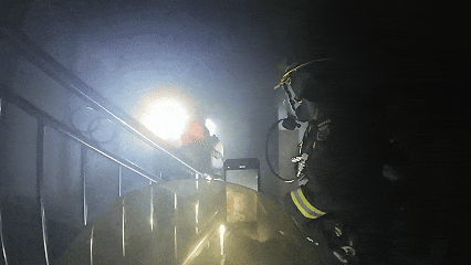 事发江西!睡前忘关烤火炉,一家四口凌晨被困火海 事发江西!睡前忘关烤火炉,一家四口凌晨被困火海