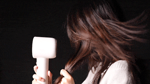 洗头后湿发入睡，会加重脱发