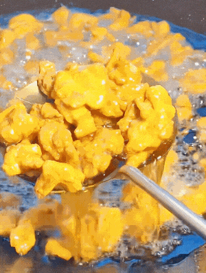 “每逢春节胖三斤,仔细一瞧三公斤”🦞🥩🥟 “每逢春节胖三斤,仔细一瞧三公斤”🦞🥩🥟