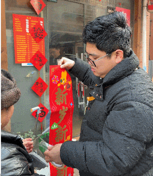 百万债务还清了!夫妻俩在杭州开饭店,8年来第一次回老家过年:这次不用低着头… 百万债务还清了!夫妻俩在杭州开饭店,8年来第一次回老家过年:这次不用低着头…