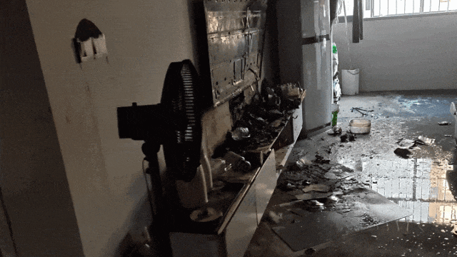 电视没开也能起火？这三种情况务必拔掉插头