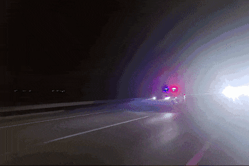 双胞胎兄弟身负命案，潜逃 27年、25年终落网