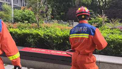 杭州村民报警，家里养鸽厂闯进一条蛇！消防提醒：气温回升，近期频发……