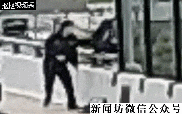上海虹桥机场附近，一男子爬上高架轻生！千钧一发之际，有民警经过...