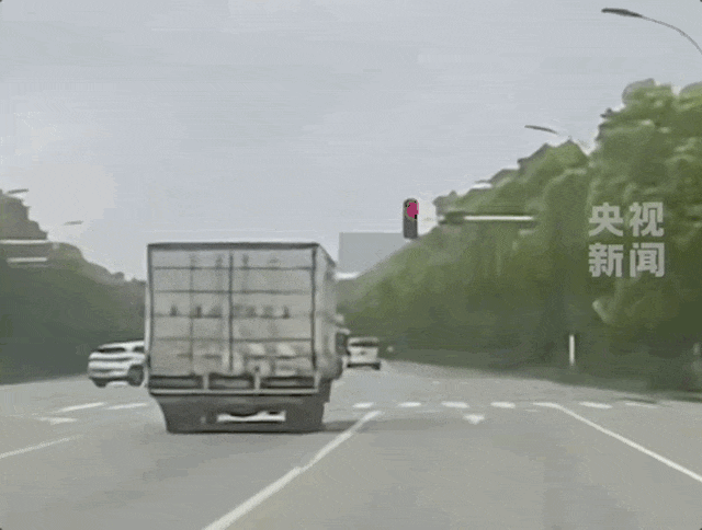 鄂WJP928，违法了？交警：免罚！