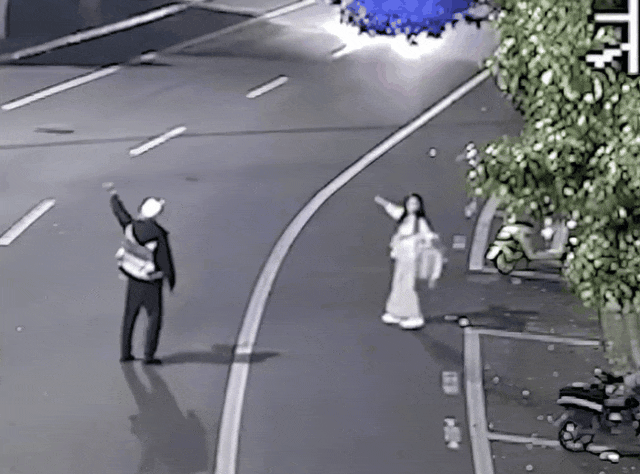 全网点赞！浙江这位长裙女孩，找到了