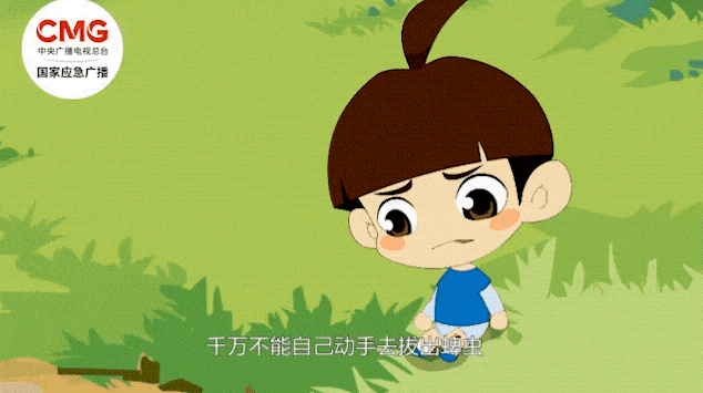 高烧不退，医生从患者身上拔出17只蜱虫