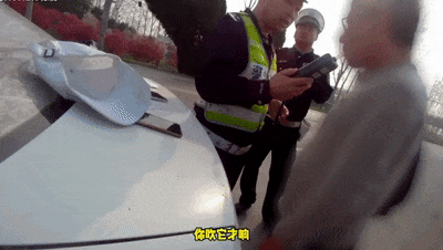 因“醉”失驾又酒驾,途中还接顺风车?结局舒适! 因“醉”失驾又酒驾,途中还接顺风车?结局舒适!