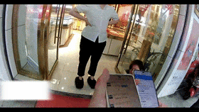 监控拍下！绍兴一金店，200万元黄金被偷